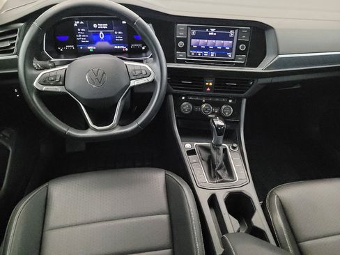 Used 2024 Volkswagen Jetta SE FWD image 22