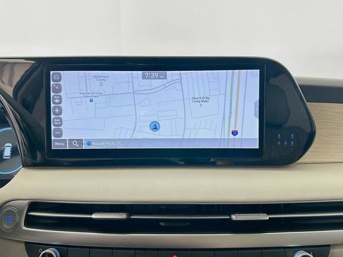 Used 2023 Hyundai Palisade Limited w/ Cargo Package FWD image 13