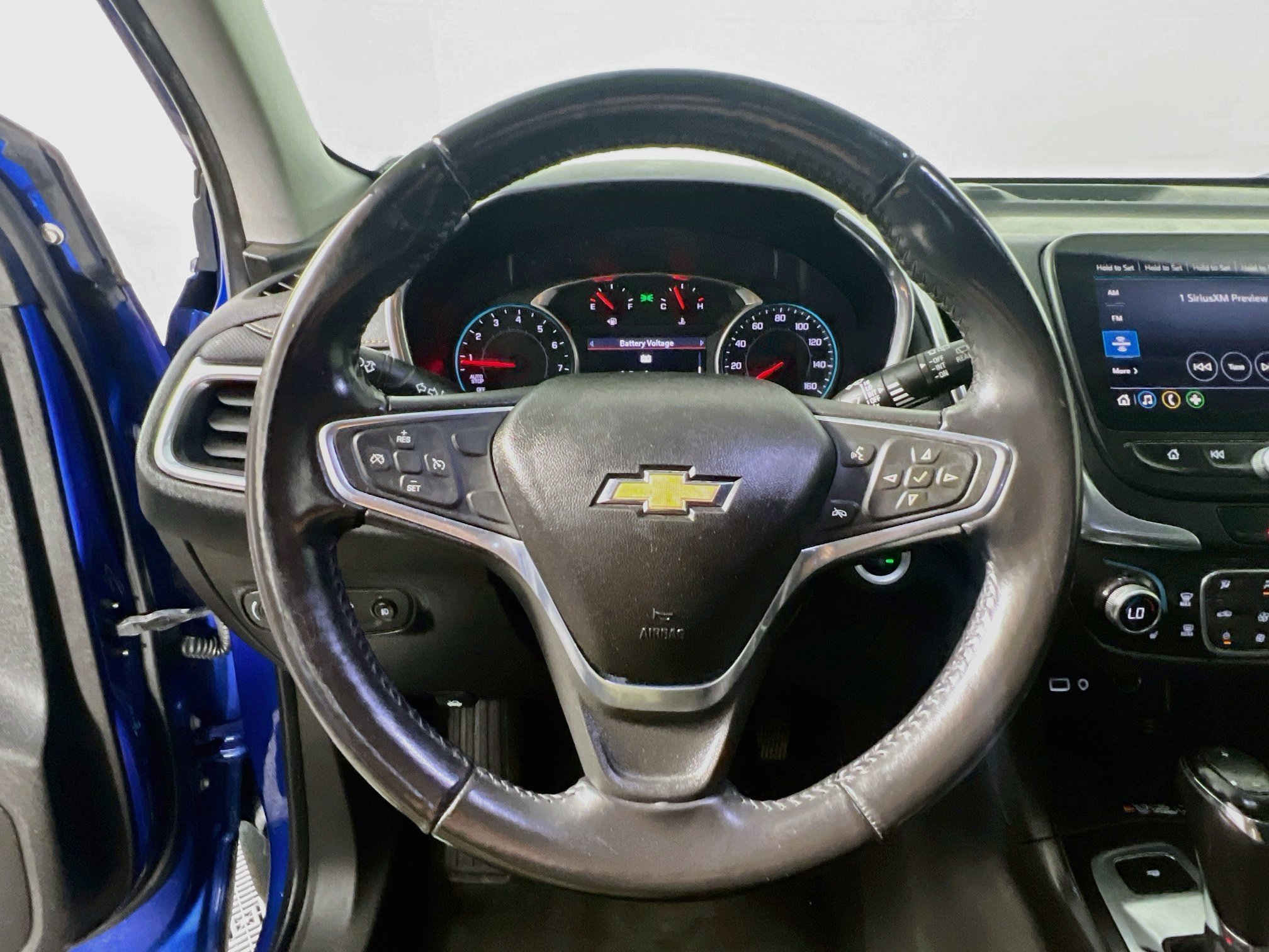 Used 2019 Chevrolet Equinox Premier FWD image 17