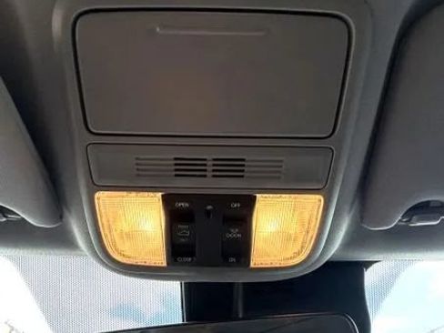Used 2021 Honda Pilot Special Edition image 44