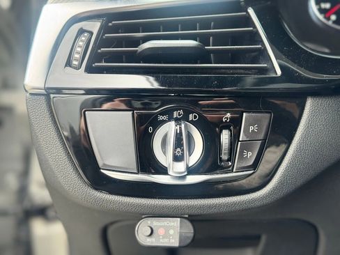 Used 2019 BMW M5 w/ Executive Package image 21