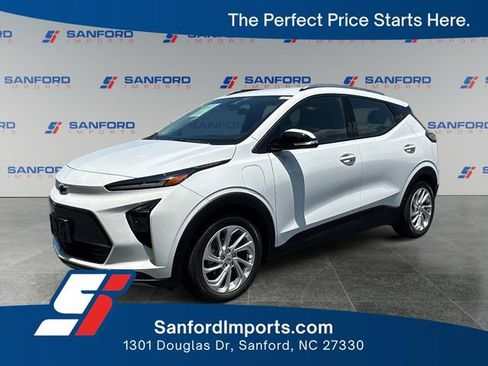 Used 2023 Chevrolet Bolt EUV LT FWD image 1