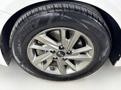Used 2019 Kia Optima LX FWD image 36