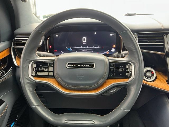 Used 2022 Jeep Grand Wagoneer Series II w/ Convenience Group III AWD/4WD image 10