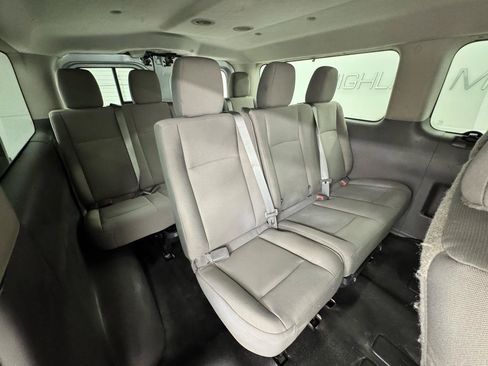 Used 2019 Nissan NV 3500 S RWD image 15