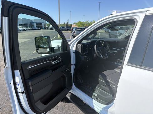 New 2026 Chevrolet Silverado 3500 LTZ AWD/4WD image 9