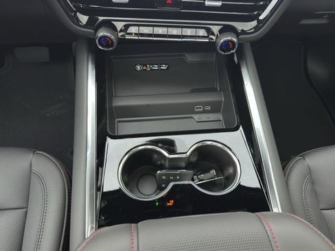 New 2026 Chevrolet Suburban RST w/ Comfort Package image 17