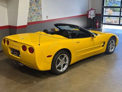 Used 2003 Chevrolet Corvette Convertible w/ Preferred Equipment Group1 RWD image 75