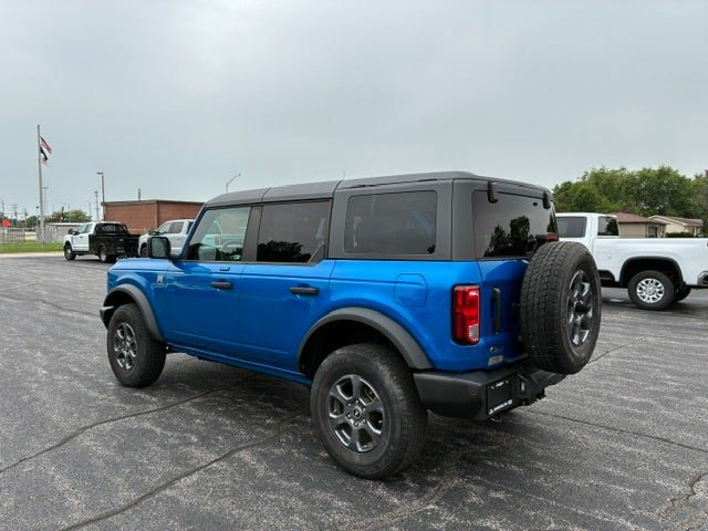 Used 2023 Ford Bronco Black Diamond AWD/4WD image 3