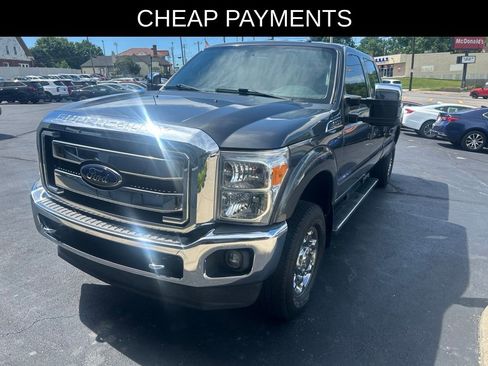 Used 2015 Ford F250 XLT w/ XLT Premium Package AWD/4WD image 3