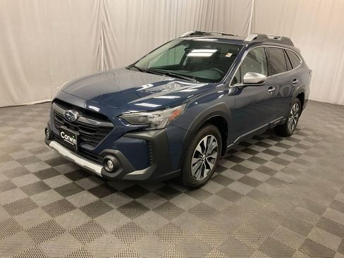 Used 2025 Subaru Outback Touring XT AWD/4WD image 5