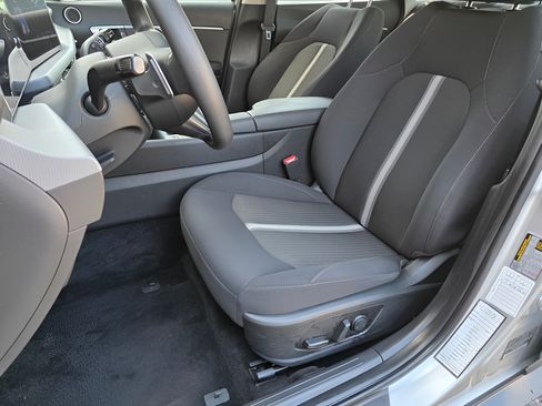 Used 2025 Hyundai Sonata SEL FWD image 18