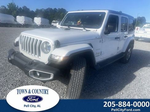 Used 2022 Jeep Wrangler Unlimited Sahara w/ Cold Weather Group AWD/4WD image 1