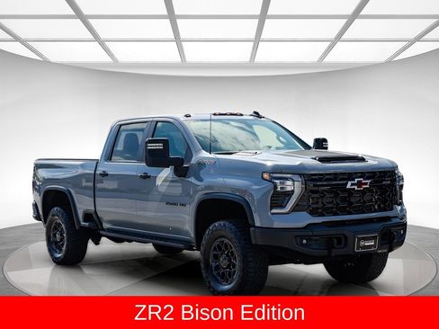 Used 2024 Chevrolet Silverado 2500 ZR2 w/ ZR2 Bison Edition AWD/4WD image 5