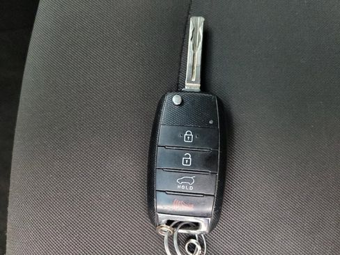 Used 2019 Kia Soul FWD image 33