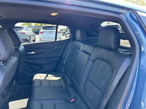 Certified 2025 Buick Envista Avenir FWD image 34