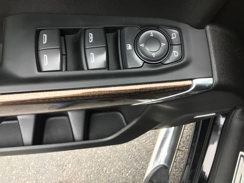 Used 2021 Chevrolet Silverado 1500 RST w/ Convenience Package II image 8