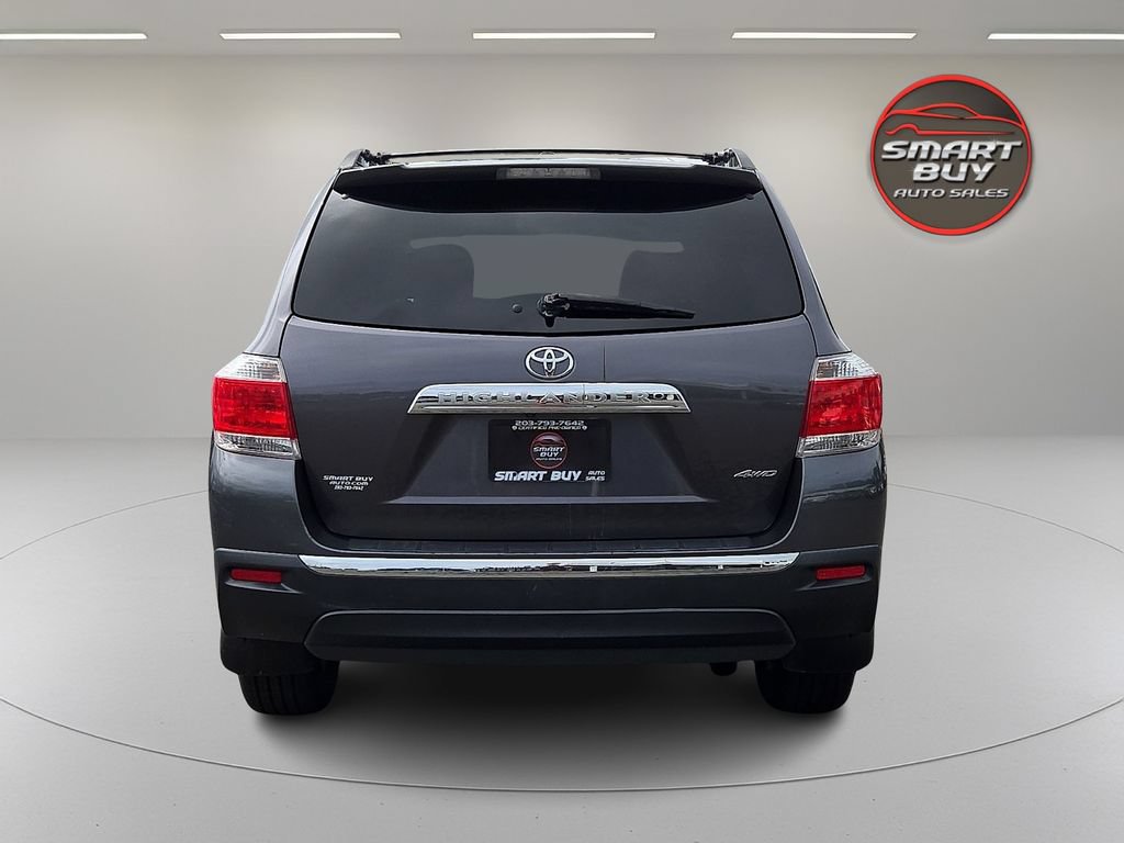 Used 2012 Toyota Highlander SE w/ Tow Pkg AWD/4WD image 6