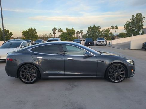 Used 2020 Tesla Model S Long Range image 4