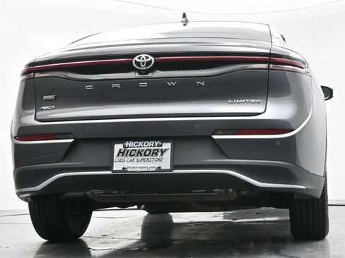 Used 2023 Toyota Crown Limited image 53