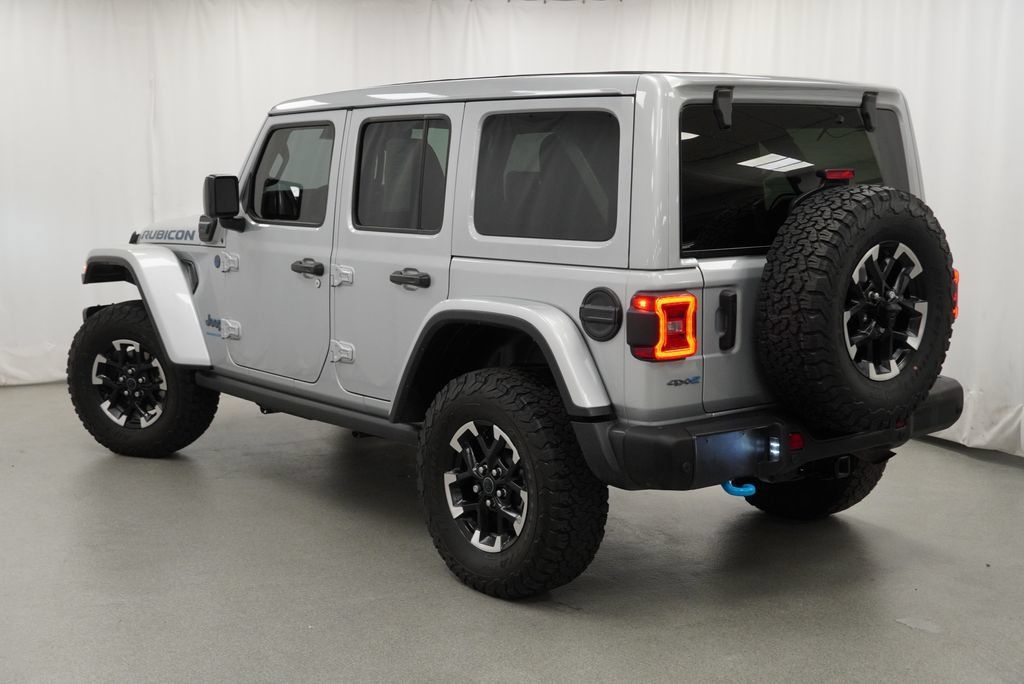 Used 2024 Jeep Wrangler Unlimited Rubicon 4xe AWD/4WD image 28