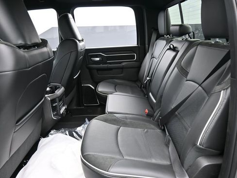 New 2026 RAM 2500 Laramie w/ Night Edition image 13