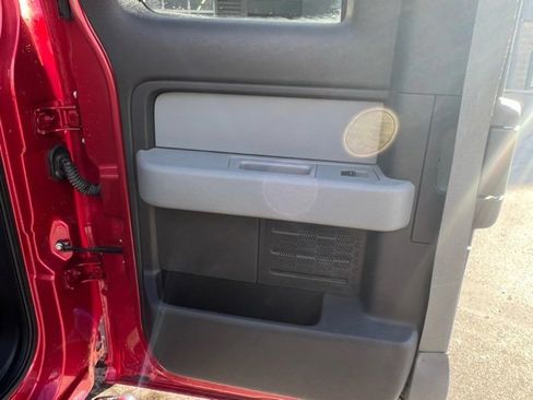 Used 2012 Ford F150 XLT w/ XLT Chrome Pkg image 14