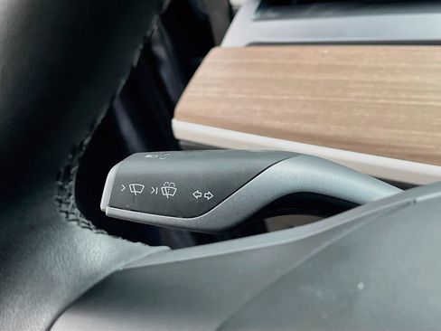 Used 2023 Tesla Model 3 Standard Range RWD image 10