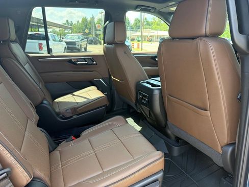 New 2026 Chevrolet Tahoe High Country AWD/4WD image 24