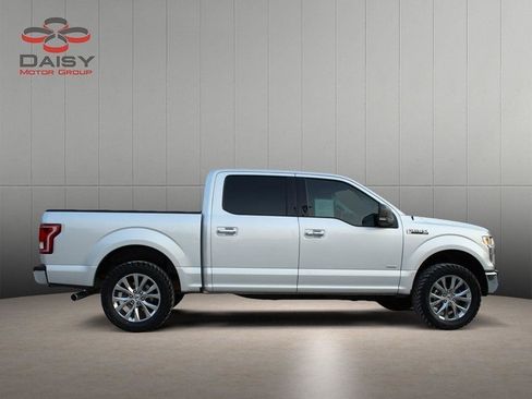 Used 2017 Ford F150 XLT w/ Equipment Group 302A Luxury RWD image 3