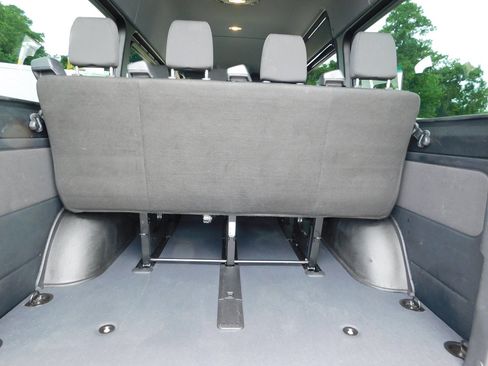 Used 2025 Mercedes-Benz Sprinter 2500 image 29