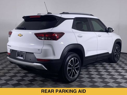 Certified 2025 Chevrolet TrailBlazer LT w/ LT Cold Weather Package FWD image 18