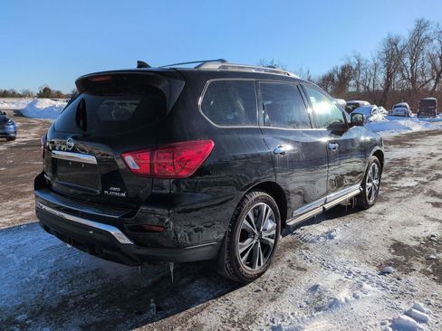 Used 2020 Nissan Pathfinder Platinum image 3