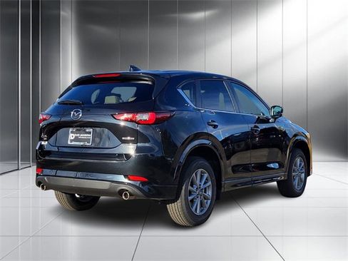 New 2025 MAZDA CX-5 AWD 2.5 S w/ Preferred Package image 3