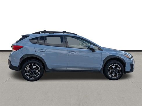 Used 2020 Subaru Crosstrek 2.0i Premium w/ Moonroof Package 2 image 4