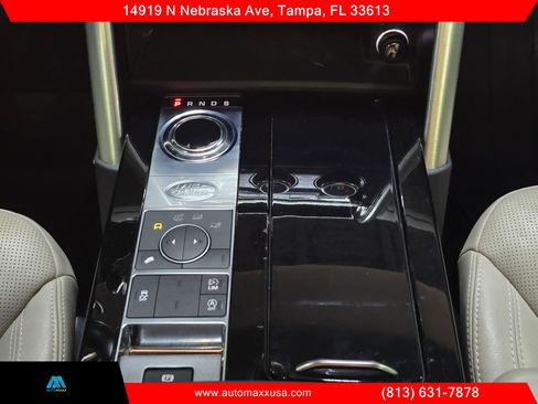 Used 2018 Land Rover Discovery HSE image 20