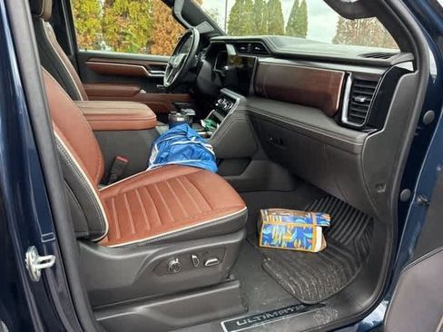 Used 2023 GMC Sierra 1500 Denali Ultimate image 5