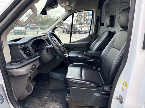Used 2023 Ford Transit 250 148 High Roof Extended image 16