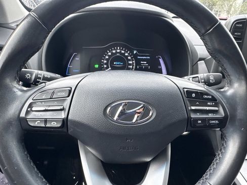 Used 2020 Hyundai Kona Limited image 14