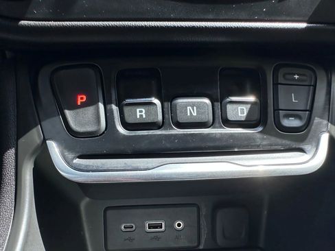 Used 2018 GMC Terrain SLE image 44