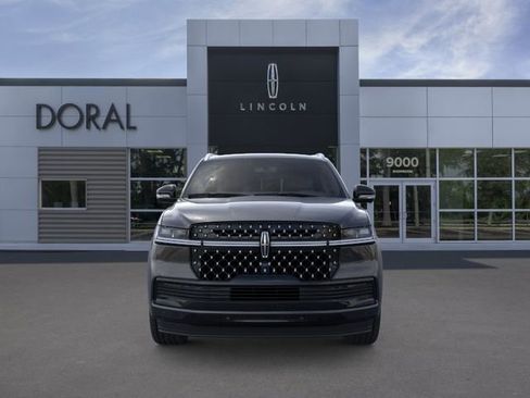 New 2025 Lincoln Navigator L Black Label AWD/4WD image 6