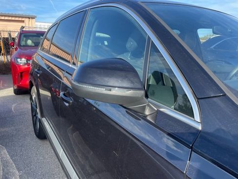 Used 2017 Audi Q7 3.0T Prestige w/ Prestige Package image 7