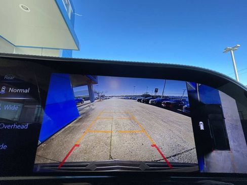 Certified 2023 Cadillac Escalade ESV Premium Luxury w/ LPO, Radiant Package image 15