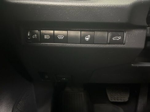 Used 2023 Toyota RAV4 SE w/ Weather & Moonroof Package image 60