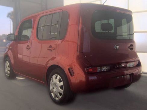 Used 2009 Nissan Cube 1.8 S w/ Interior Designer Pkg FWD image 8