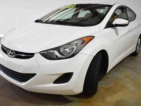 Used 2013 Hyundai Elantra GLS image 5