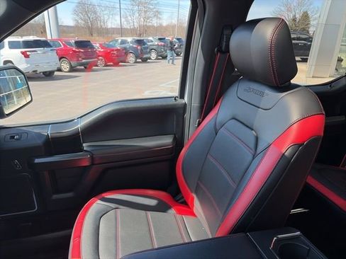 Used 2019 Ford F150 Lariat image 34