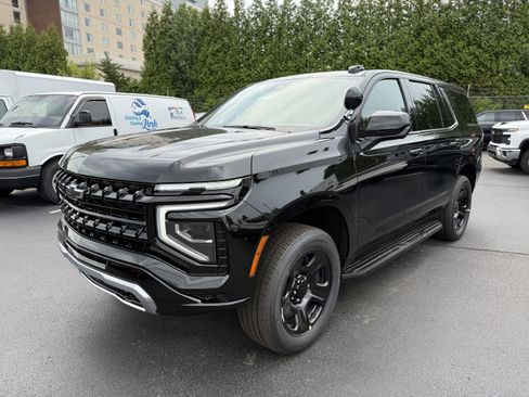 New 2025 Chevrolet Tahoe 4WD image 4