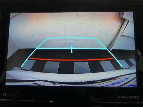 Used 2022 Toyota Corolla LE image 15