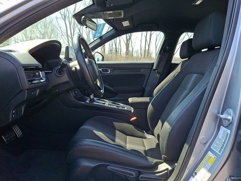 Used 2023 Honda Civic Sport image 13